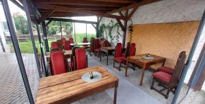 Penzion a restaurace U Strnada