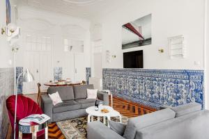 Downtown Chiado Treasure
