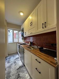 2-Bedroom Apartment in a Perfect Location