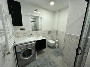 2-Bedroom Apartment in a Perfect Location