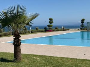 Bella Vista - Appartement de Luxe avec Vue sur Mer- Piscines - 100Mb WIFI