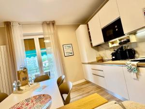 Luxury Apartment with Parking AirCond Wifi by Kibilu Affitti Brevi