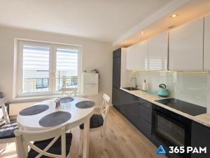 365PAM - White Olive Apartament - BASEN ZEWNĘTRZNY, KORT TENISOWY, SIŁOWNIA, PLAC ZABAW, BOISKO W CENIE