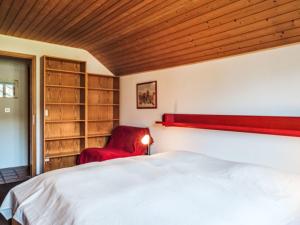 Apartment Val Signina 8-18 by Interhome