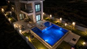 Villa for 8 People with a View of The Land of Legends