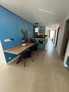 Slavic Spacious Apartments by CHORS