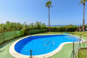 WintowinRentals Playa Linda Benajarafe Beach and Pool