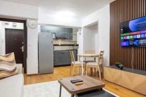 1020 Crane s Nest