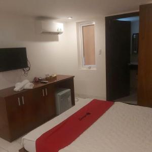 Cherry hotel