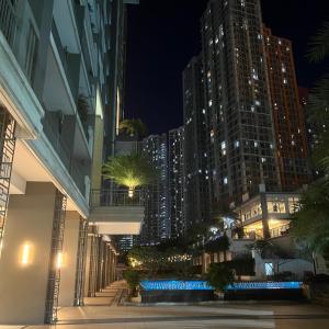 Sheridan Skyline by Easy Properties