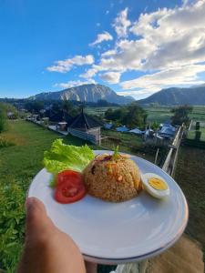 Sunrise villa semballun