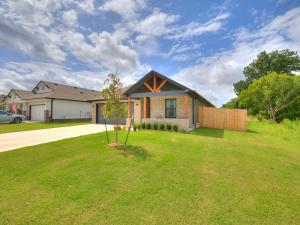 4BR Home, Broken Arrow Extended & Monthly Stays