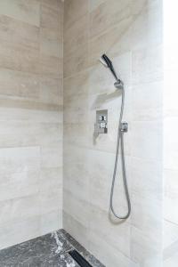 New, Luxury, Secure Apartment in Gueliz 2m