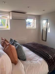 #168 Stunning 5-Bed House in Leytonstone-Sleeps 10