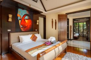3BR Eva Tropical Villa Private Pool Naiharn