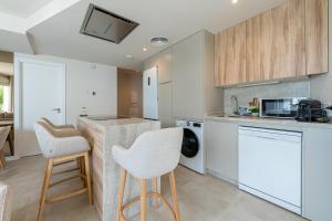 797 HOLIDAY RENTALS - Lujoso piso con piscina privada