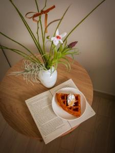 Spacious 4BR Home , Sleeps 10 , Near Dongdaemun