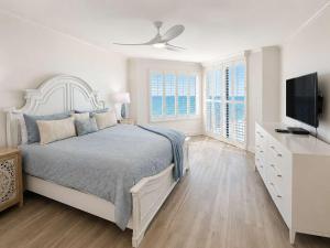 SeaSpray Serenity 621 Pristine Gulf-Front