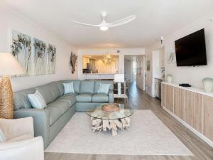 SeaSpray Serenity 621 Pristine Gulf-Front