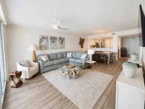 SeaSpray Serenity 621 Pristine Gulf-Front