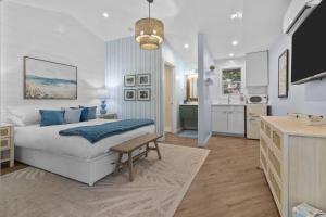 The American Hotel. Suite 1. A Summer Place.