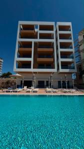 Aurenne 3BR 3BA Premium Residence with 20M Pool