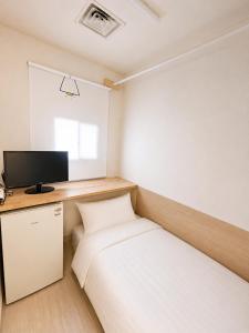 402,20 minutes to Gangnam Hongdae, Guesthouse, single room,Itaewon, shared bathroom,