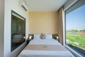 TH Hotel