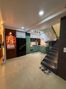 Magic breeze apartments