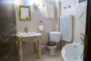 WoodsCottage English Country Villa for Families and Friends in Loutra Pozar