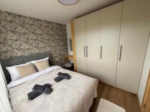 Freshly renovated modern apartment