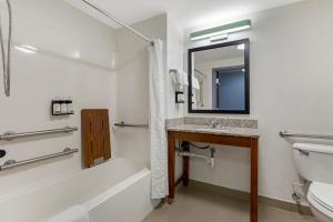 Garner Hotel Warren Northwest by IHG