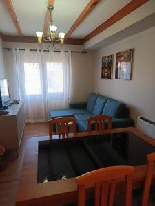 GV APARTAMENTO, 3 DORM, 2 BAÑOS, 100 metros playa