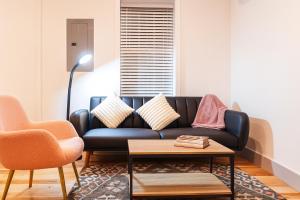 Private 1BR1BD,Apt Near High Falls, TV, Kitchen