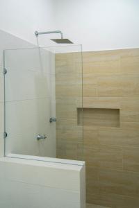FANTÁSTICA CASA con Piscina Grande Jacuzzi y BBQ Girardot Ricaurte