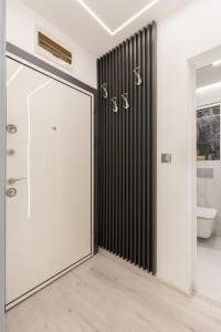 RICH 6 Apartment