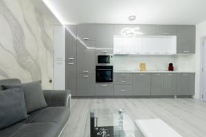 RICH 6 Apartment