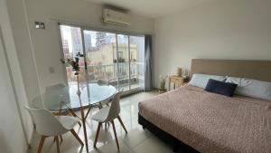 Studio in Corrientes Avenue - 6th Floor & Balcony