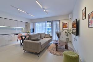 Bright And Elegant Apartment - Lotis