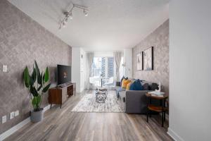 Modern King Suite Steps to Eaton Centre