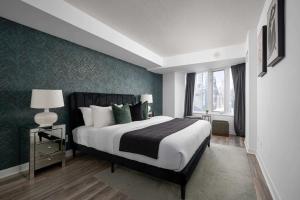 Modern King Suite Steps to Eaton Centre