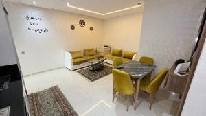 Cozy apartment with direct access to Mehdia Beach