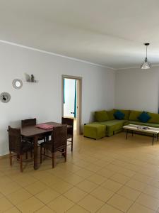 Saint Gin Apartment
