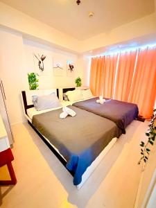 Azure Staycation Deluxe Unit 1615