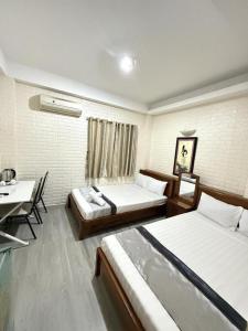 MARIE-LINE HOTEL