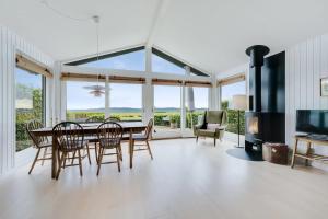 Stunning Sea Views Wood-Fired Hot Tub Nature