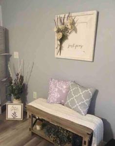 Cozy White Pine Getaway
