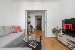 Lumina I 3-room Apart with Balcony I near Park Moczydło I Metro