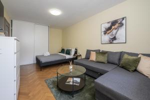 Lumina 2BR Apart with Balcony I 8 guests