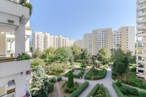 Lumina 3 rooms Apart with Balcony I Arkadia Mall